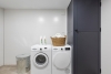 /properties/images/listing_photos/3989_47 - Paris V - laundry room .jpg